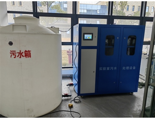 江西學校實驗室污水處理設備安裝現(xiàn)場
